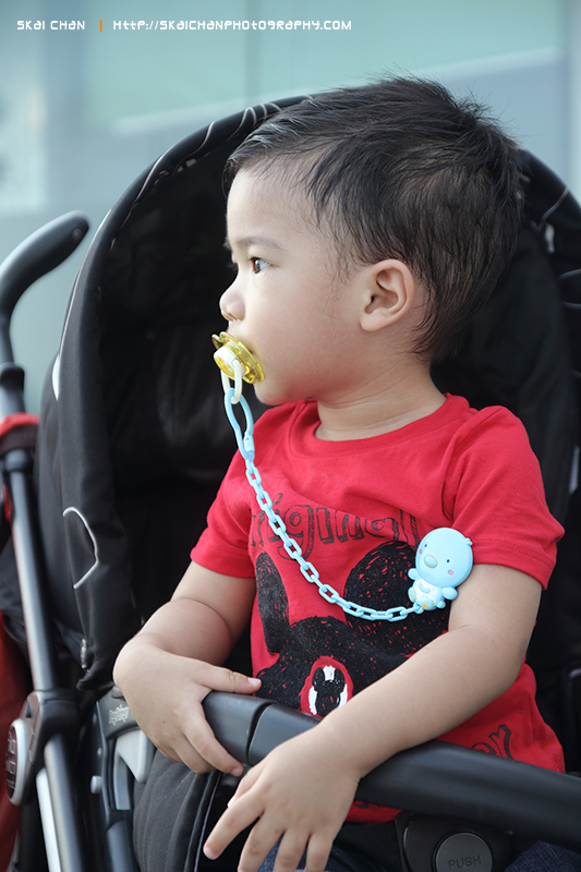 Children photoshoot with Jacob Christopher at Vivocity