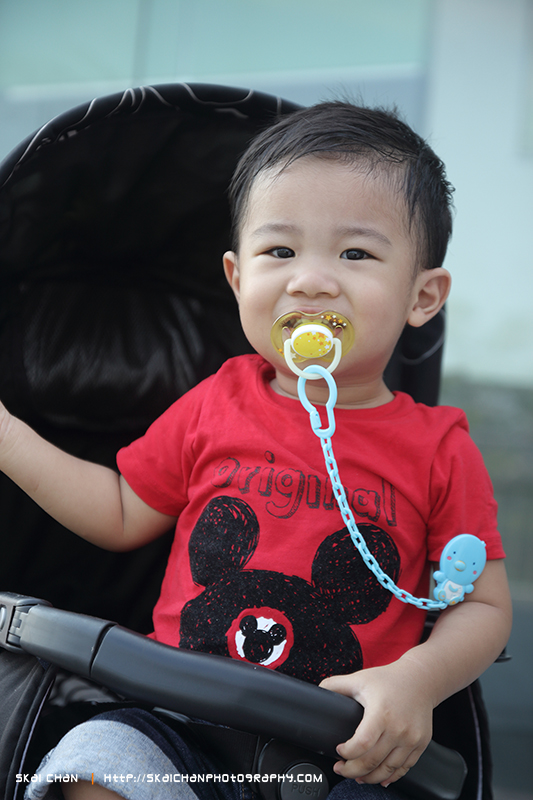 Children photoshoot with Jacob Christopher at Vivocity