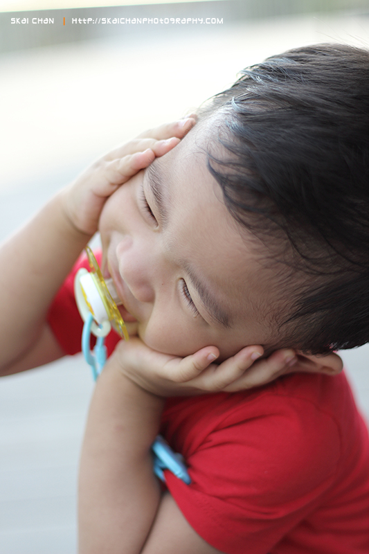 Children photoshoot with Jacob Christopher at Vivocity