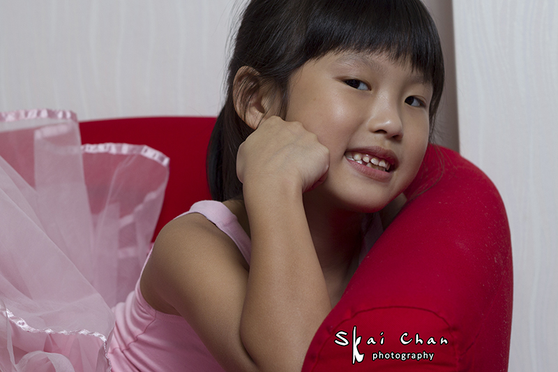 Indoor children photoshoot with Dchane at Joyous Nails Seng Kang