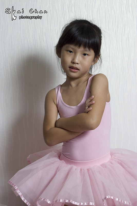 Indoor children photoshoot with Dchane at Joyous Nails Seng Kang