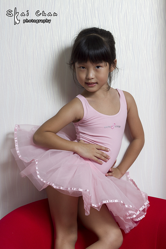 Indoor children photoshoot with Dchane at Joyous Nails Seng Kang