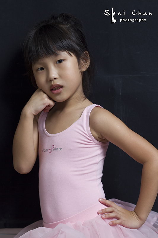 Indoor children photoshoot with Dchane at Joyous Nails Seng Kang