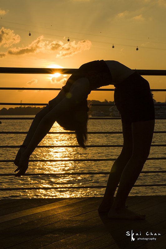 Dance, sunset & silhouette photoshoot with Yongpeck at Sentosa Boardwalk