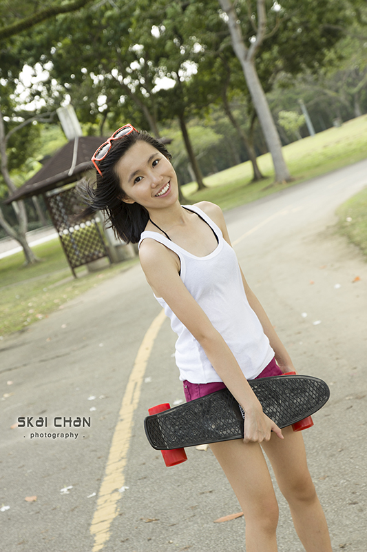 Lifestyle portrait photoshoot with Vanessa Toh at Pasir Ris Park