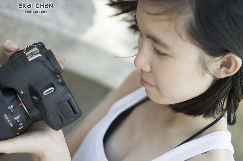 Lifestyle portrait photoshoot with Vanessa Toh at Pasir Ris Park