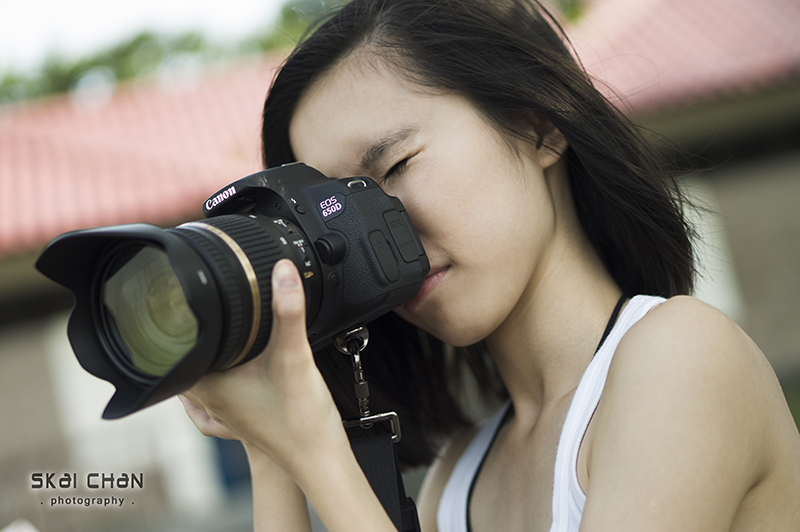 Lifestyle portrait photoshoot with Vanessa Toh at Pasir Ris Park