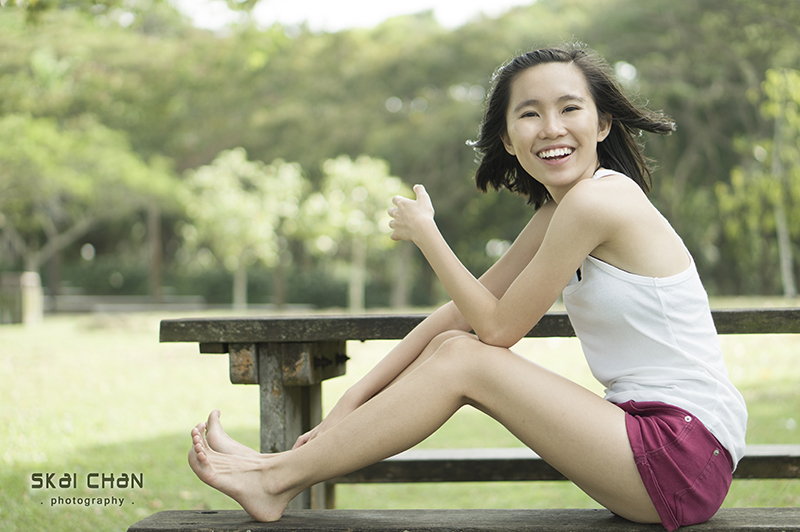 Lifestyle portrait photoshoot with Vanessa Toh at Pasir Ris Park