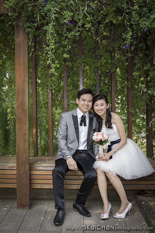 Pre-Wedding photoshoot with Peter and Peiwei at Registries of Marriages Singapore, Fort Canning Park Pre-Wedding photoshoot with Peter and Peiwei at Registries of Marriages Singapore, Fort Canning Park