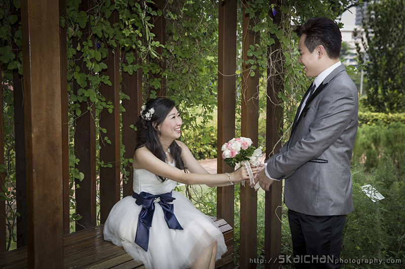 Pre-Wedding photoshoot with Peter and Peiwei at Registries of Marriages Singapore, Fort Canning Park Pre-Wedding photoshoot with Peter and Peiwei at Registries of Marriages Singapore, Fort Canning Park