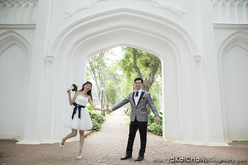 Pre-Wedding photoshoot with Peter and Peiwei at Registries of Marriages Singapore, Fort Canning Park Pre-Wedding photoshoot with Peter and Peiwei at Registries of Marriages Singapore, Fort Canning Park