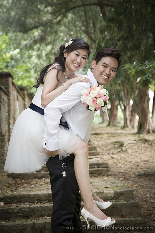 Pre-Wedding photoshoot with Peter and Peiwei at Registries of Marriages Singapore, Fort Canning Park Pre-Wedding photoshoot with Peter and Peiwei at Registries of Marriages Singapore, Fort Canning Park