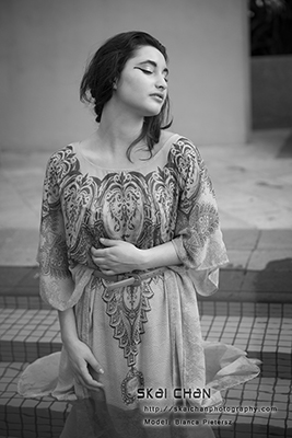 Outdoor Casual Fashion Photoshoot - Bianca Pietersz @ Swimming pool, Tanglin View