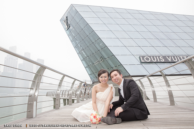 Pre-wedding photoshoot with Ryan & Yuanzhi at Marina Bay Sands (MBS) & Gardens by the Bay Pre-wedding photoshoot with Ryan & Yuanzhi at Marina Bay Sands (MBS) & Gardens by the Bay