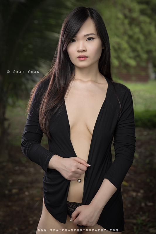 Outdoor boudoir portrait photoshoot with Jun at Tanjong Beach (Sentosa)