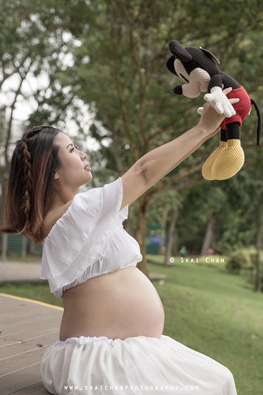 Maternity/Pregnancy portrait photoshoot with Monica Weng-Ong at Punggol Park Maternity/Pregnancy portrait photoshoot with Monica Weng-Ong at Punggol Park