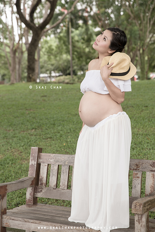 Maternity/Pregnancy portrait photoshoot with Monica Weng-Ong at Punggol Park Maternity/Pregnancy portrait photoshoot with Monica Weng-Ong at Punggol Park