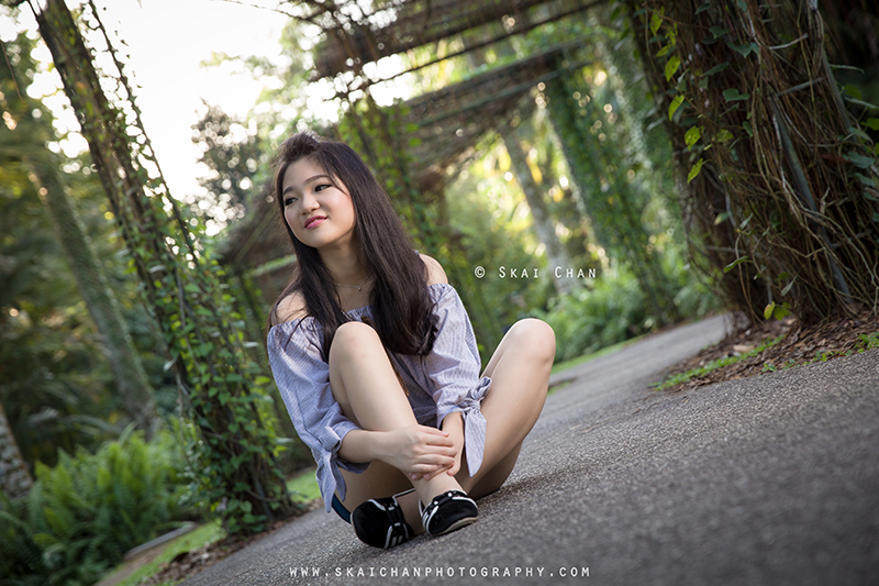 Lifestyle botanical garden photoshoot with Erica Chan at Singapore Botanic Gardens