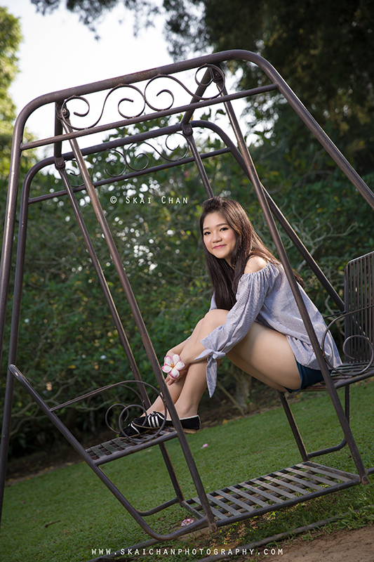 Lifestyle botanical garden photoshoot with Erica Chan at Singapore Botanic Gardens