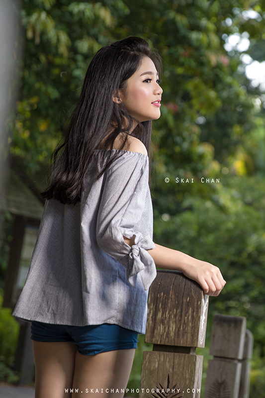 Lifestyle botanical garden photoshoot with Erica Chan at Singapore Botanic Gardens