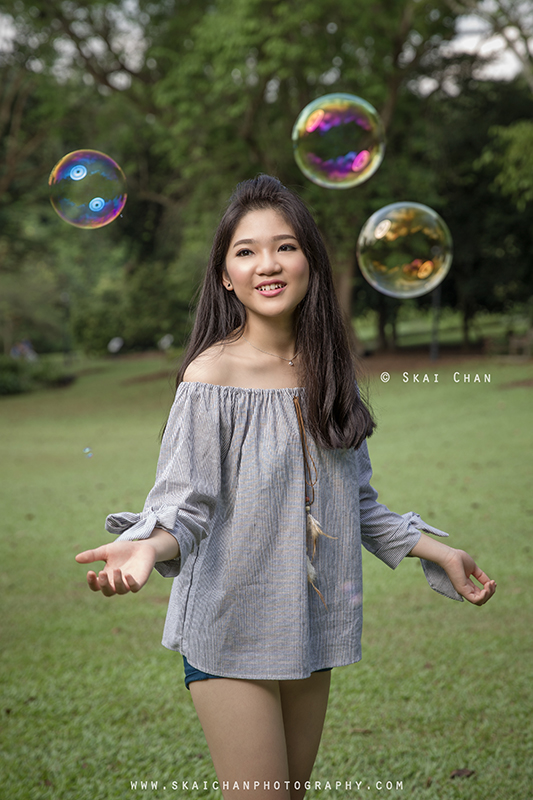 Lifestyle botanical garden photoshoot with Erica Chan at Singapore Botanic Gardens