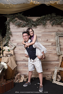 Outdoor Prewedding Photoshoot - Couple: Nathaniel & Rachel @ Cherryloft Resorts and Hotels and Pasir Ris Park