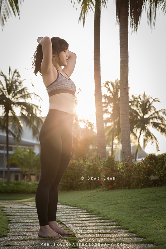 Yoga portrait photoshoot with Sharon Ng En Hui at Vivocity Rooftop