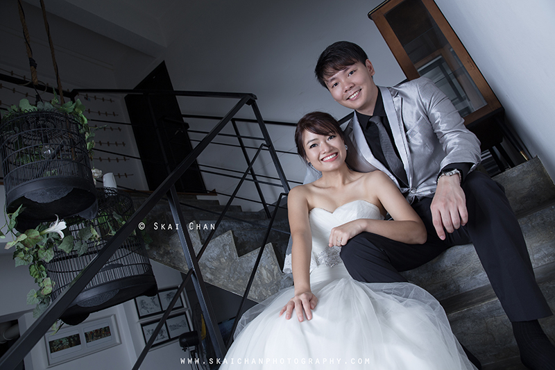 Indoor pre-wedding photoshoot with Huiting & Shengyang at Sunsetopia Indoor pre-wedding photoshoot with Huiting & Shengyang at Sunsetopia