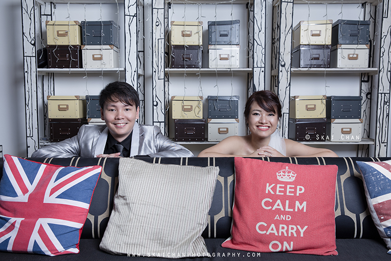 Indoor pre-wedding photoshoot with Huiting & Shengyang at Sunsetopia Indoor pre-wedding photoshoot with Huiting & Shengyang at Sunsetopia