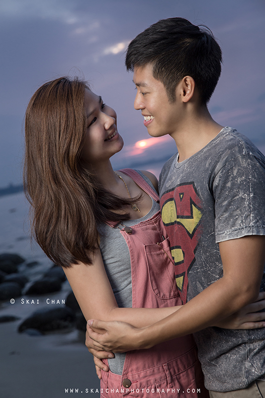 Sunset couple photoshoot with Kaiwei & Stella at Punggol Ranch