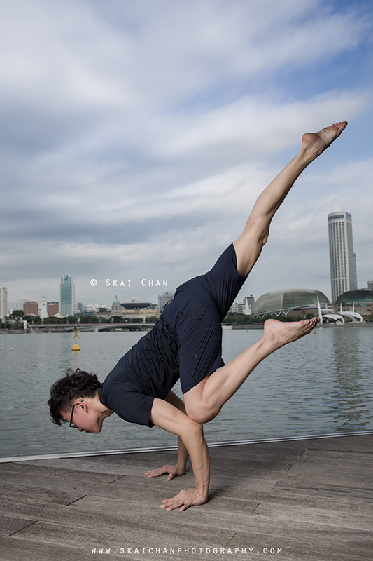 Outdoor Yoga portrait photoshoot with Bai Jia Wang at Marina Bay Sands Outdoor Yoga portrait photoshoot with Bai Jia Wang at Marina Bay Sands