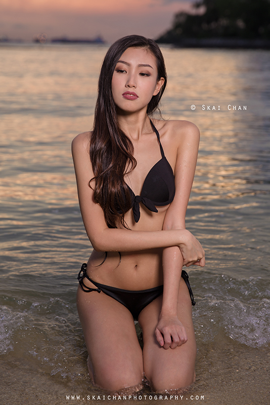 Bikini glamour sunset photoshoot with Ng Shinyi at Palawan Beach (Sentosa)