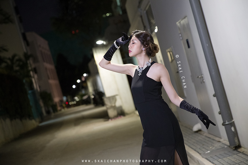 Vintage themed retro style night photoshoot with Hilary at Ann Siang Hill Park (back alley)