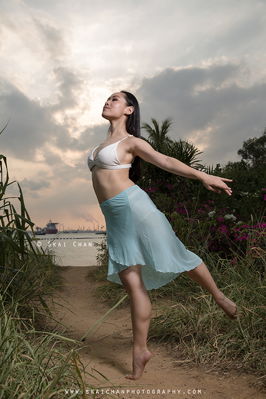 Sunset bikini dance photoshoot with Jasmine Lim at Palawan Beach (Sentosa)