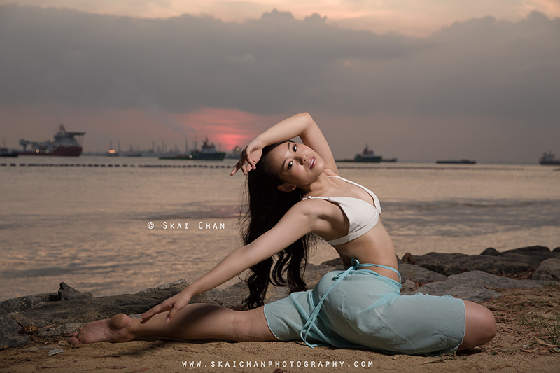 Sunset bikini dance photoshoot with Jasmine Lim at Palawan Beach (Sentosa)