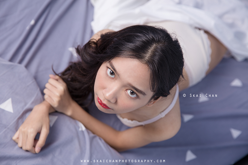 Boudoir portrait photoshoot with Rina at Tanjong Pagar