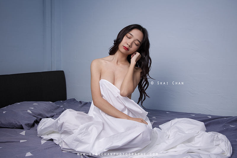 Boudoir portrait photoshoot with Rina at Tanjong Pagar