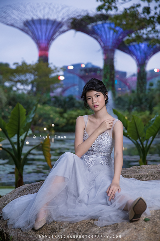 Garden Bridal / Wedding photoshoot with Robyn Skye at Gardens by the Bay
