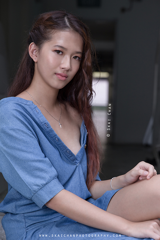Fashion photoshoot with Melanie at Pearl's Hill Terrace