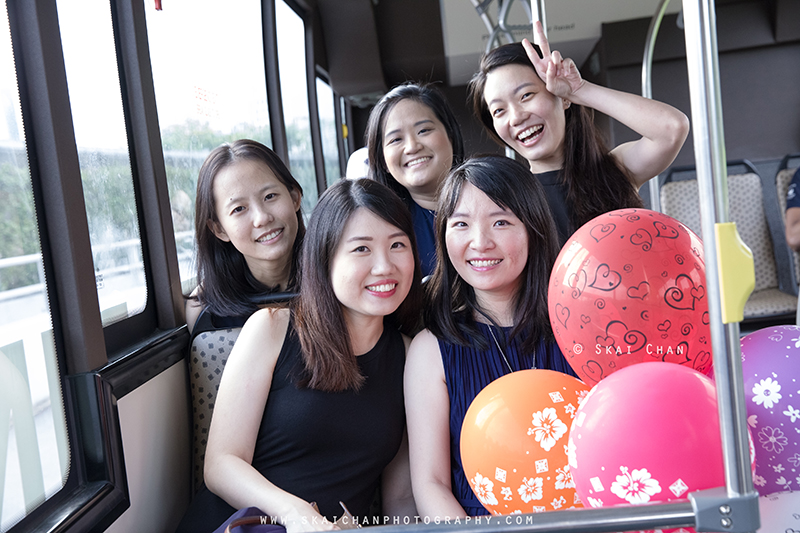 Friends portrait photoshoot with Delphine & friends Seto at National University of Singapore (NUS)