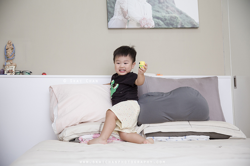 Indoor children photoshoot with Nicholas Chan Jun En at home