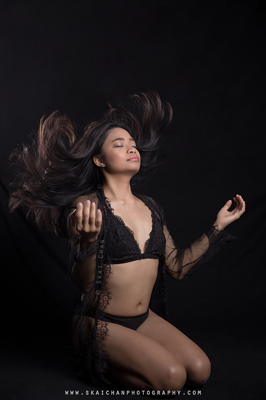 Lingerie photoshoot with Tantiara Rosli at Tanjong Pagar (photography studio)