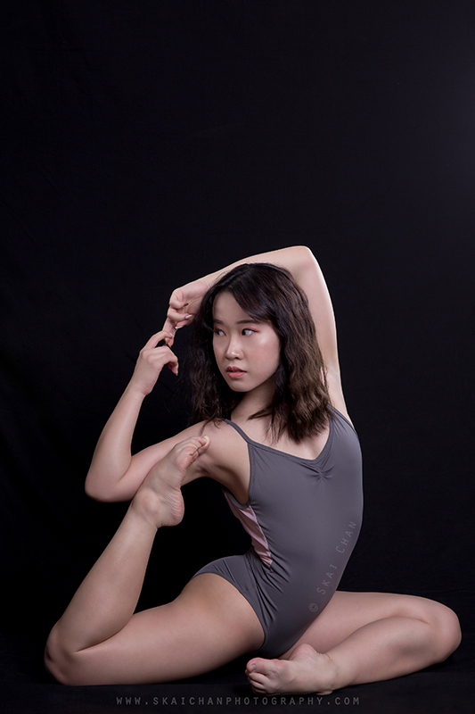 Dance photoshoot with Tam Ye Qi at photography studio (Tanjong Pagar)
