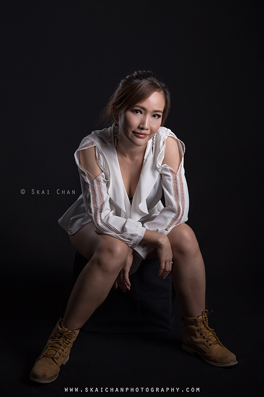 Corporate portrait photoshoot with Hair and Makeup Artist (HMUA) Ivy Tan at Tanjong Pagar (photography studio)