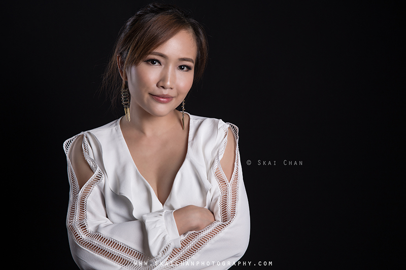 Corporate portrait photoshoot with Hair and Makeup Artist (HMUA) Ivy Tan at Tanjong Pagar (photography studio)