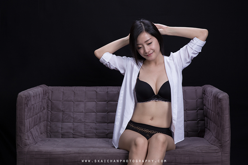 Studio boudoir photoshoot with Huiqing at Tanjong Pagar (photography studio)