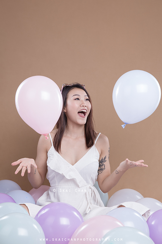 Cute balloon themed photoshoot with Jasmine Tan at Tanjong Pagar (photography studio)