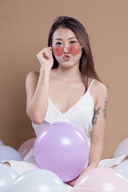 Cute balloon themed photoshoot with Jasmine Tan at Tanjong Pagar (photography studio)
