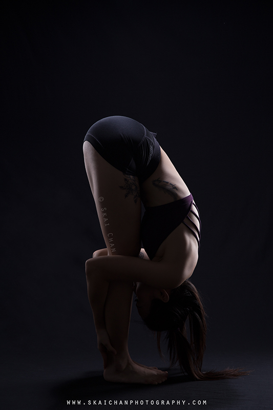 Artistic yoga studio photoshoot with Jasmine Tan at Tanjong Pagar (photography studio)