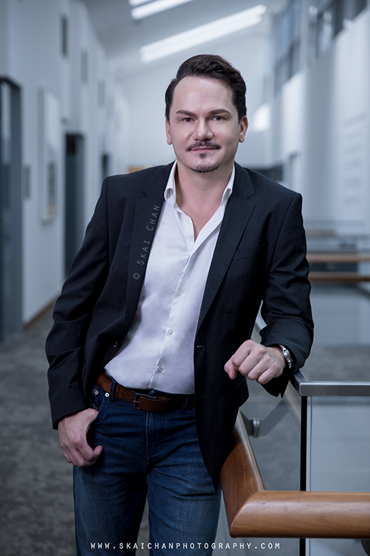 Corporate portrait photoshoot with Adam Tatarynowicz at Singapore Management University (SMU)